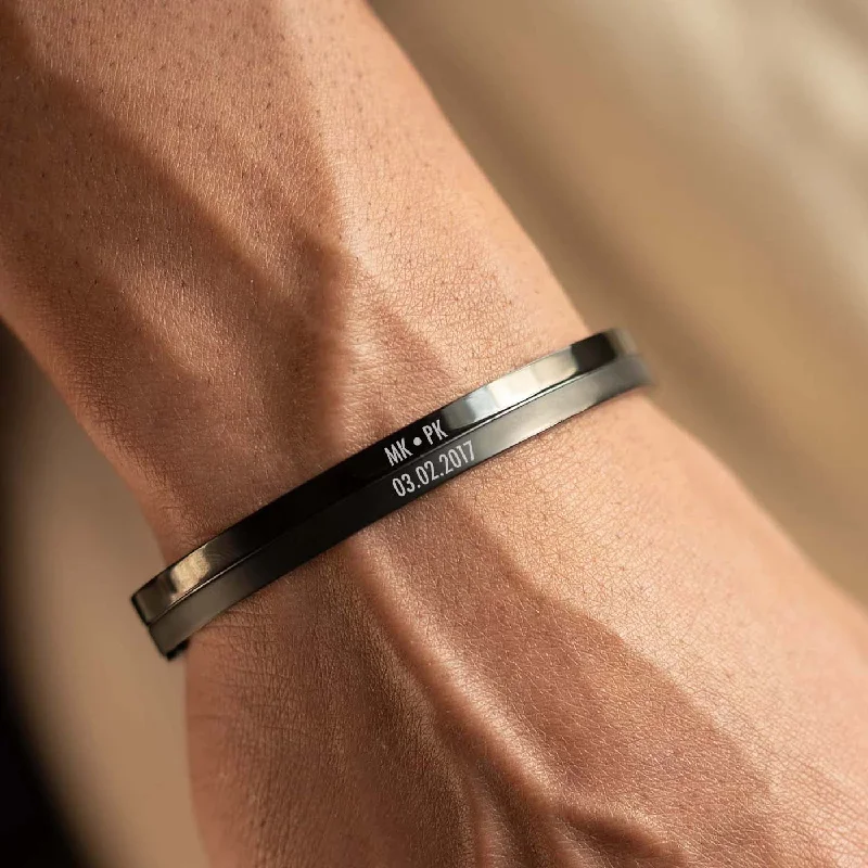 Black / M / Personalised