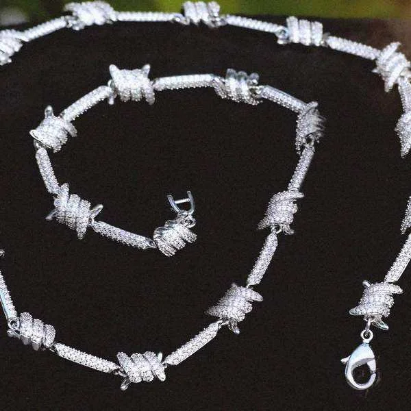 Iced Barbed Wire Chain in White Gold