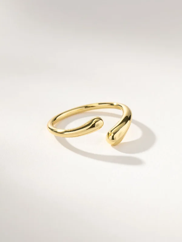 Unbothered Asymmetrical Ring